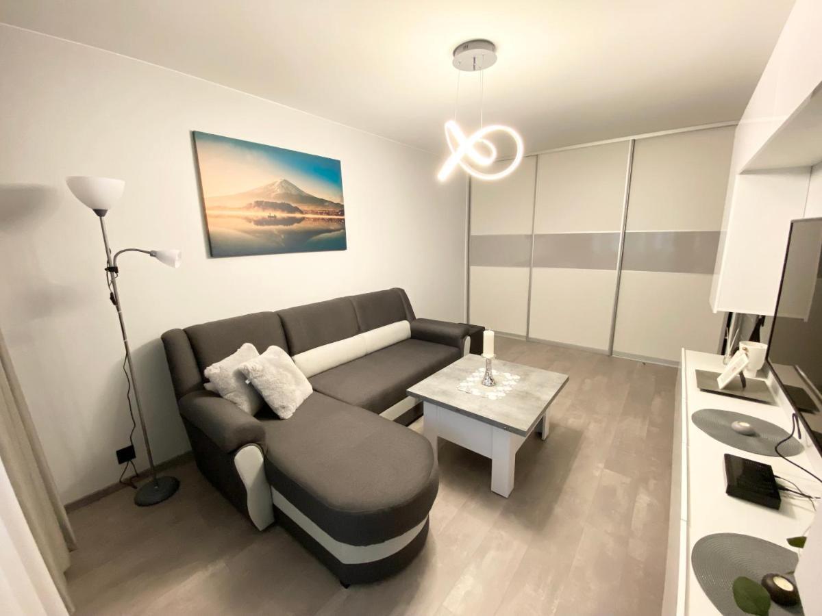 Studio Flat In Panevezys Bagian luar foto